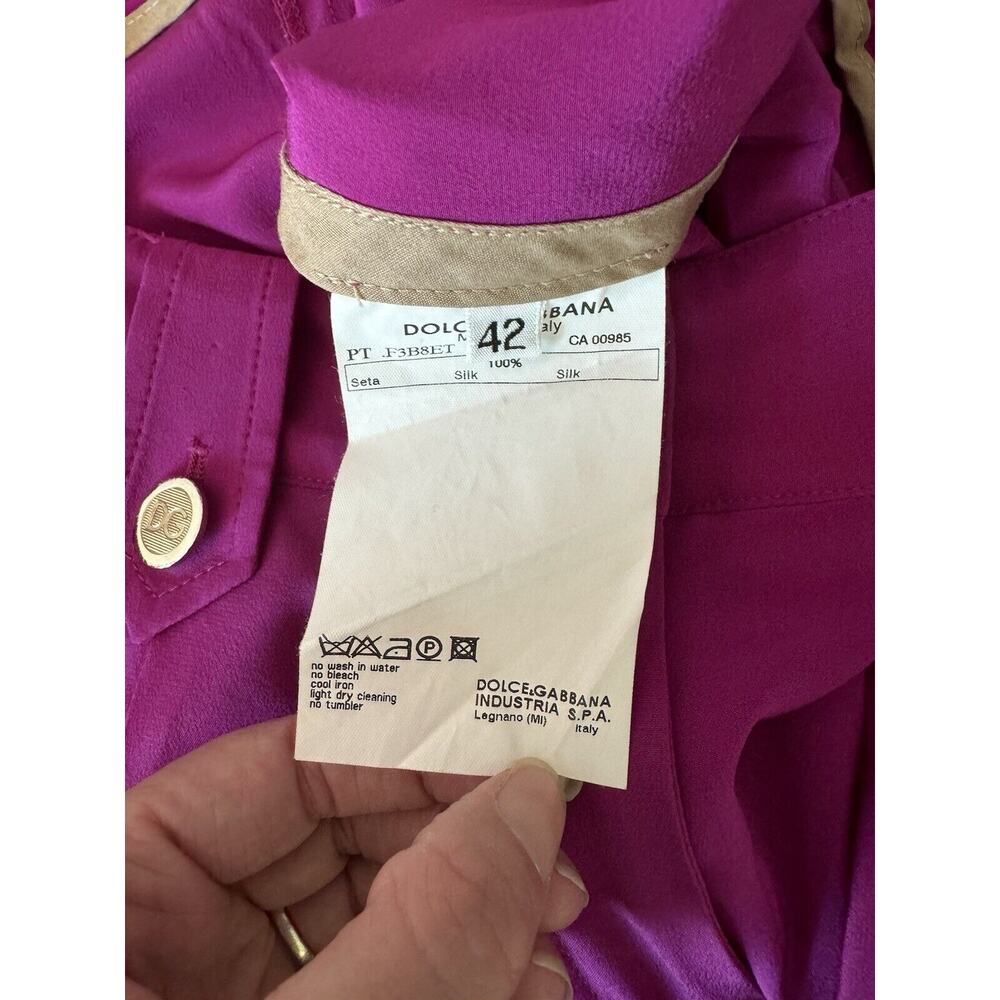 Dolce & Gabbana Purple Silk Beige Trim Logo Button Mid Rise Shorts Sz 42 / 6 - Picture 11 of 12